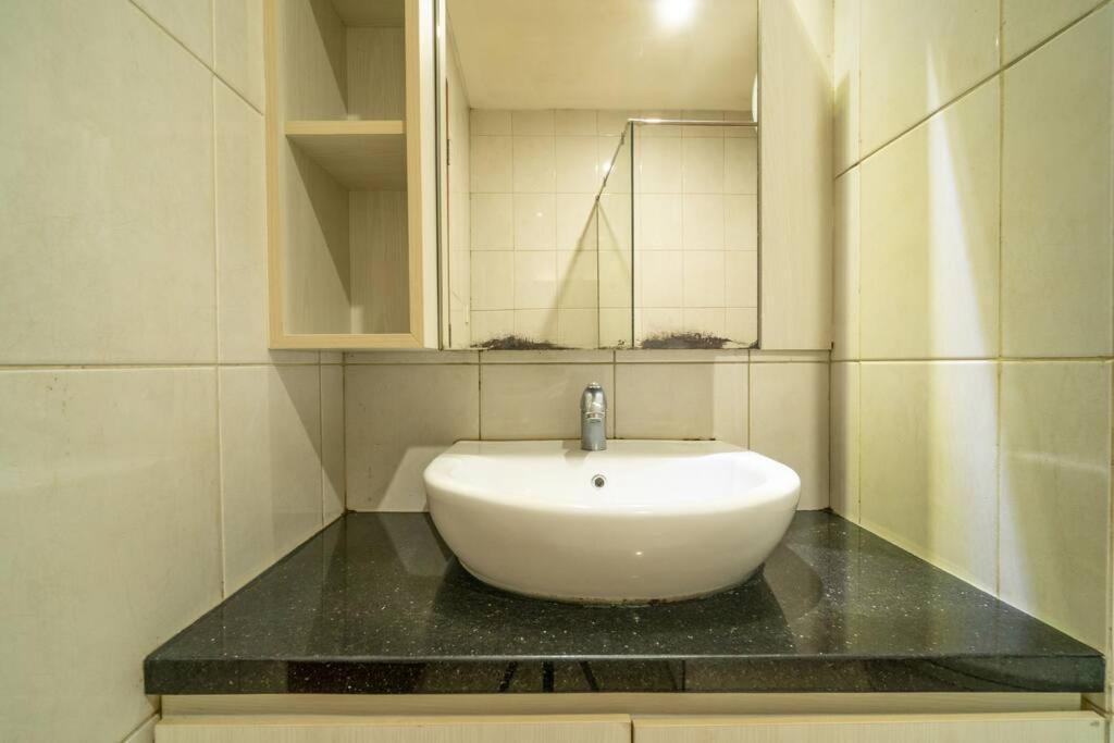 Modern & Comfy Studio In Central Jakarta, Scbd المظهر الخارجي الصورة
